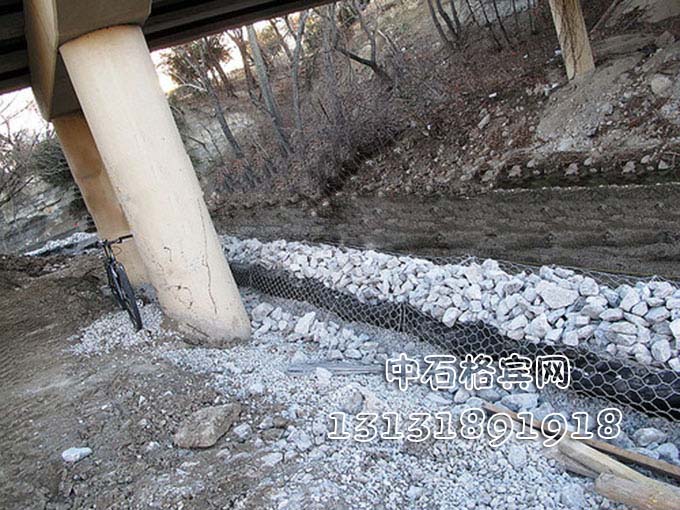 護(hù)岸固濱籠價(jià)格、施工13131891918