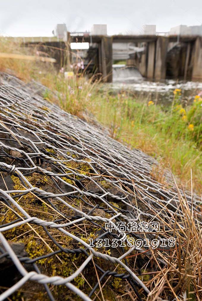 鉛絲石籠護(hù)坡13131891918 鉛絲石籠護(hù)坡13131891918